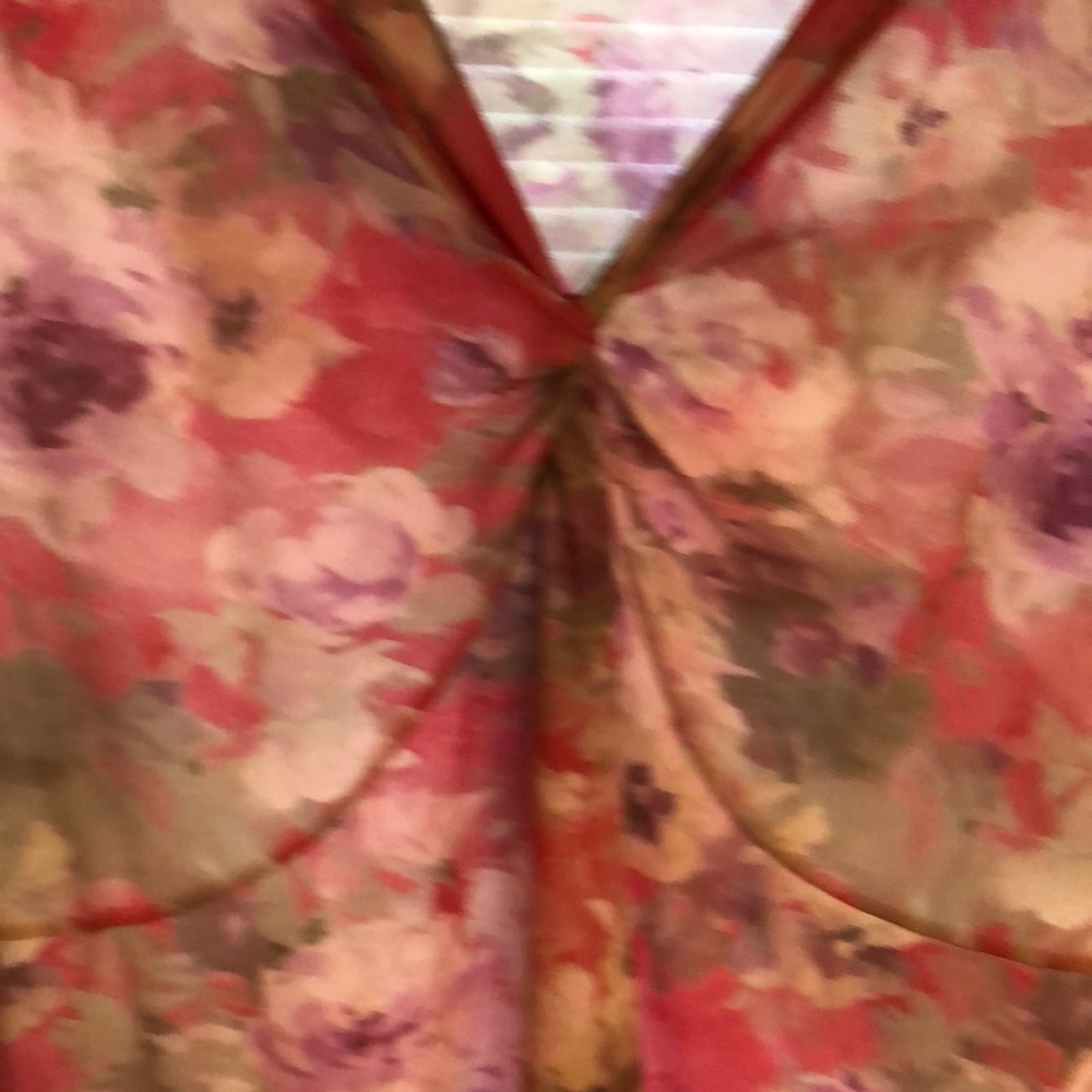 Avenue 22/24 floral blouse 3/4 sleeves